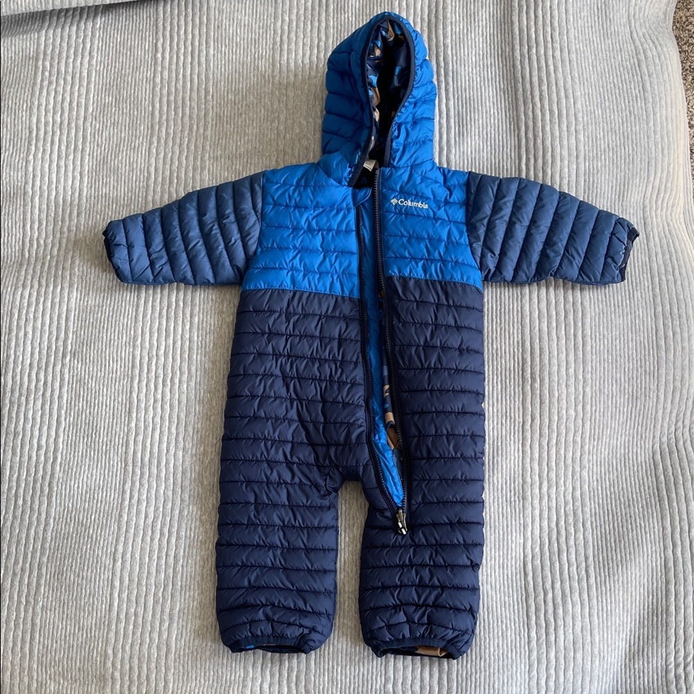 Columbia baby bunting. Reversible